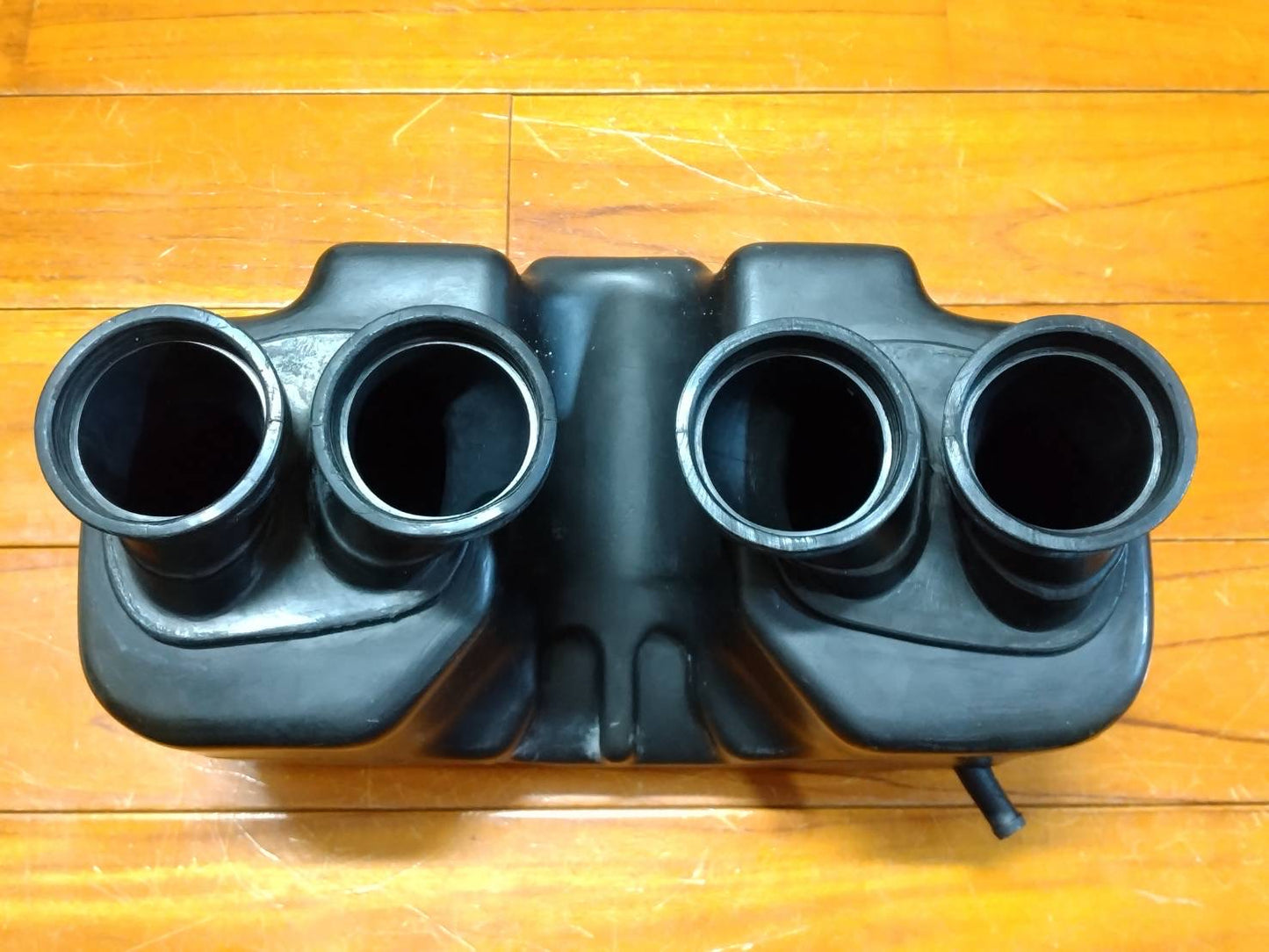 135- Honda CBX550F connecting tube