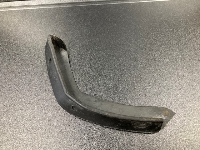006-Nissan Gloria HA30 Rear bumper cushioning rubber