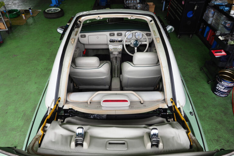 133- 日産 フィガロ FK10 ルーフトップゴム