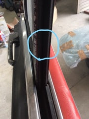 032- 日産 縦目グロリア ガラスランチャンネル(汎用形状品)