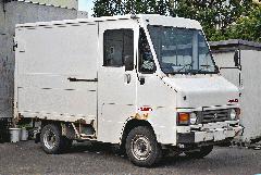 110- Toyota Quick Delivery 100 Windshield Rubber