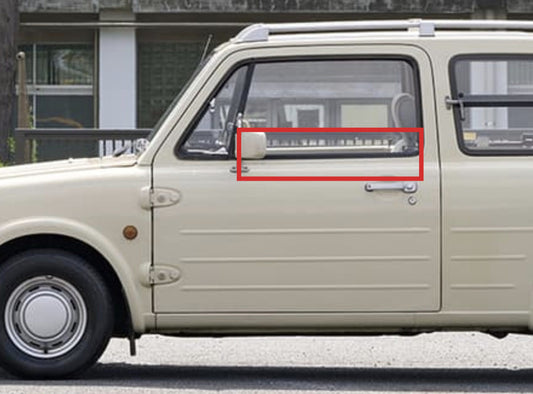 154- 日産PAO　水切りモール　左右セット　