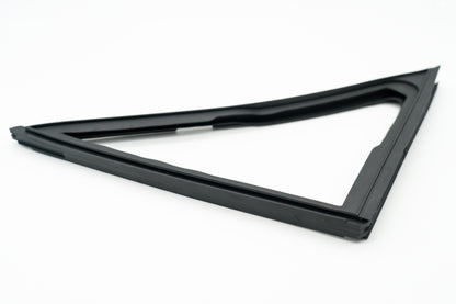 105- Nissan Vertical Gloria Triangular window rubber
